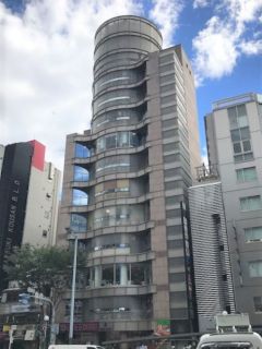 梅田 貸店舗事務